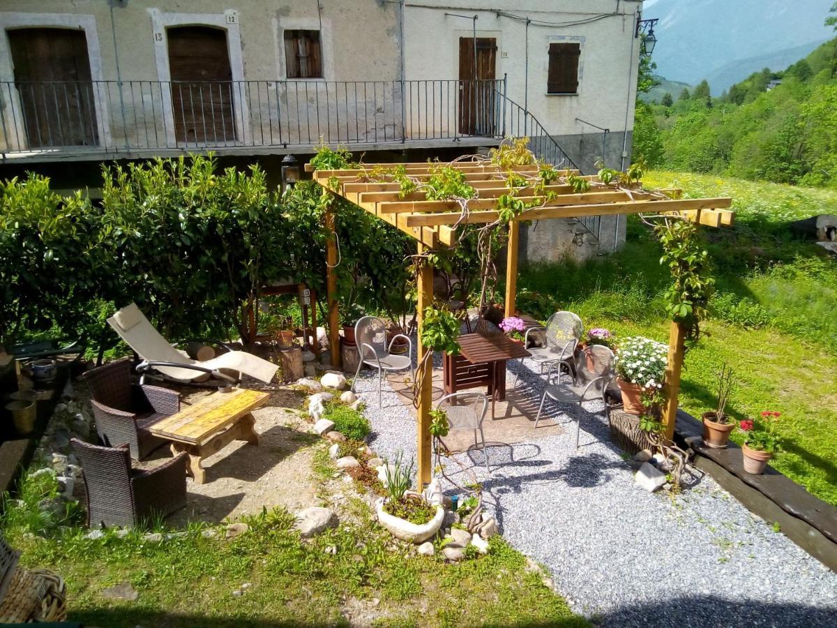 B&B L'Abric - Centro Storico Di Limonetto Limone Piemonte Ngoại thất bức ảnh